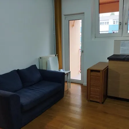 Apartement 2 Rooms Saint Louis - Euroairport - Basel - Train Station Esterno foto